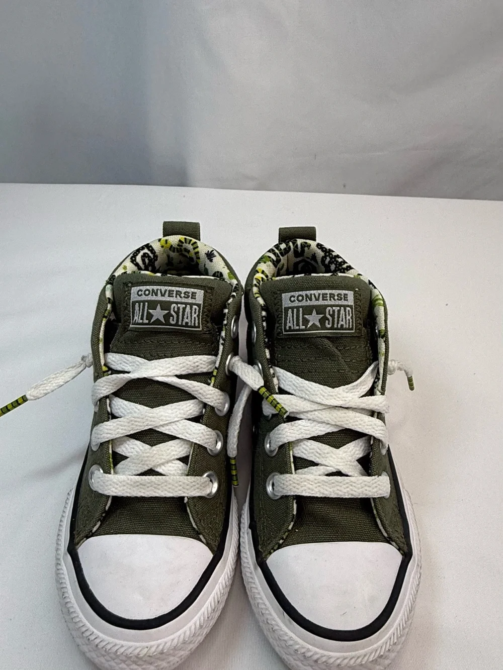 Converse Kids' Size 11 All Star Street Snake Lined High-Top Sneakers EUC